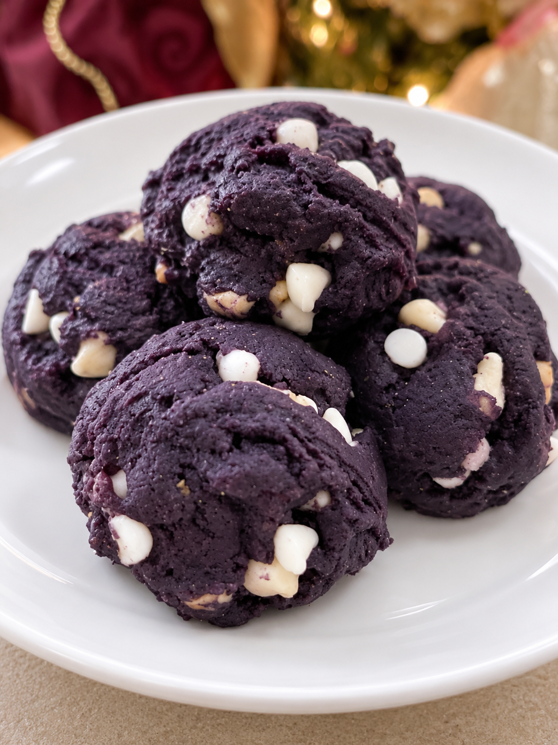 Ube White Chocolate Chip Kuki - 1 dz